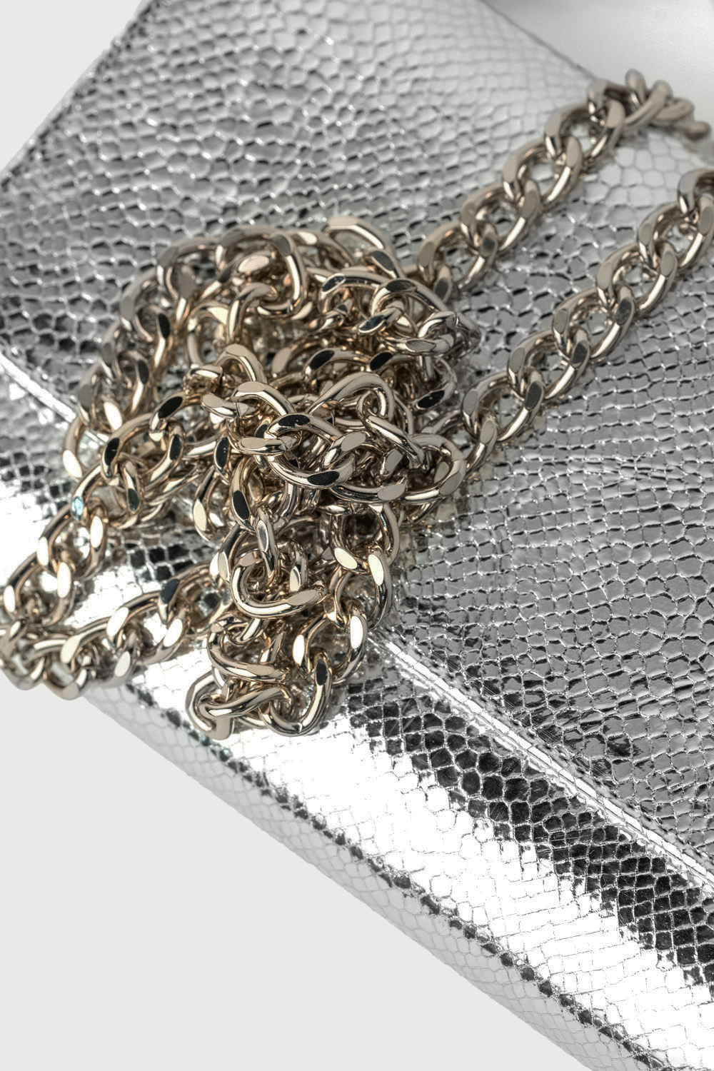 Bolso Cabby Plata Brillo Elpahe - Imagen 4
