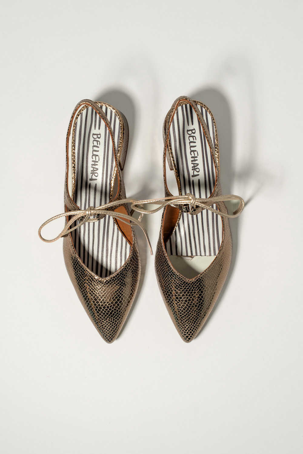 Slingback de Tacón Medio Nea Oro Oscuro Brillo Elaphe - Imagen 5