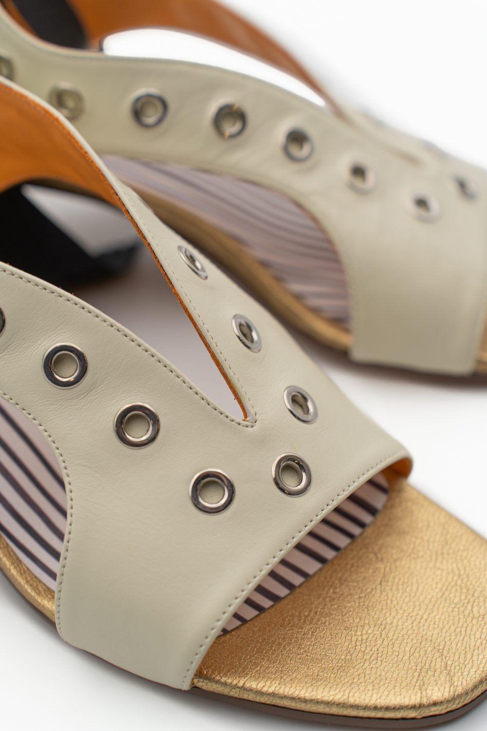 Sandalia de tacón linus ollaos beige naranja - Imagen 5
