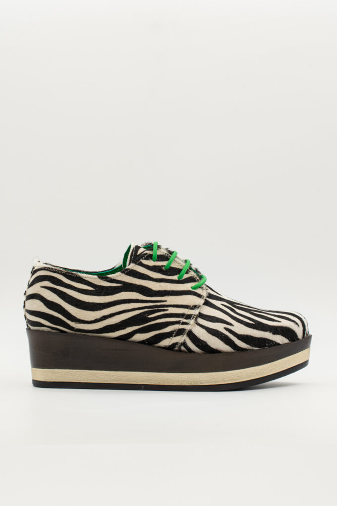 Blucher plataforma Jade equus negro