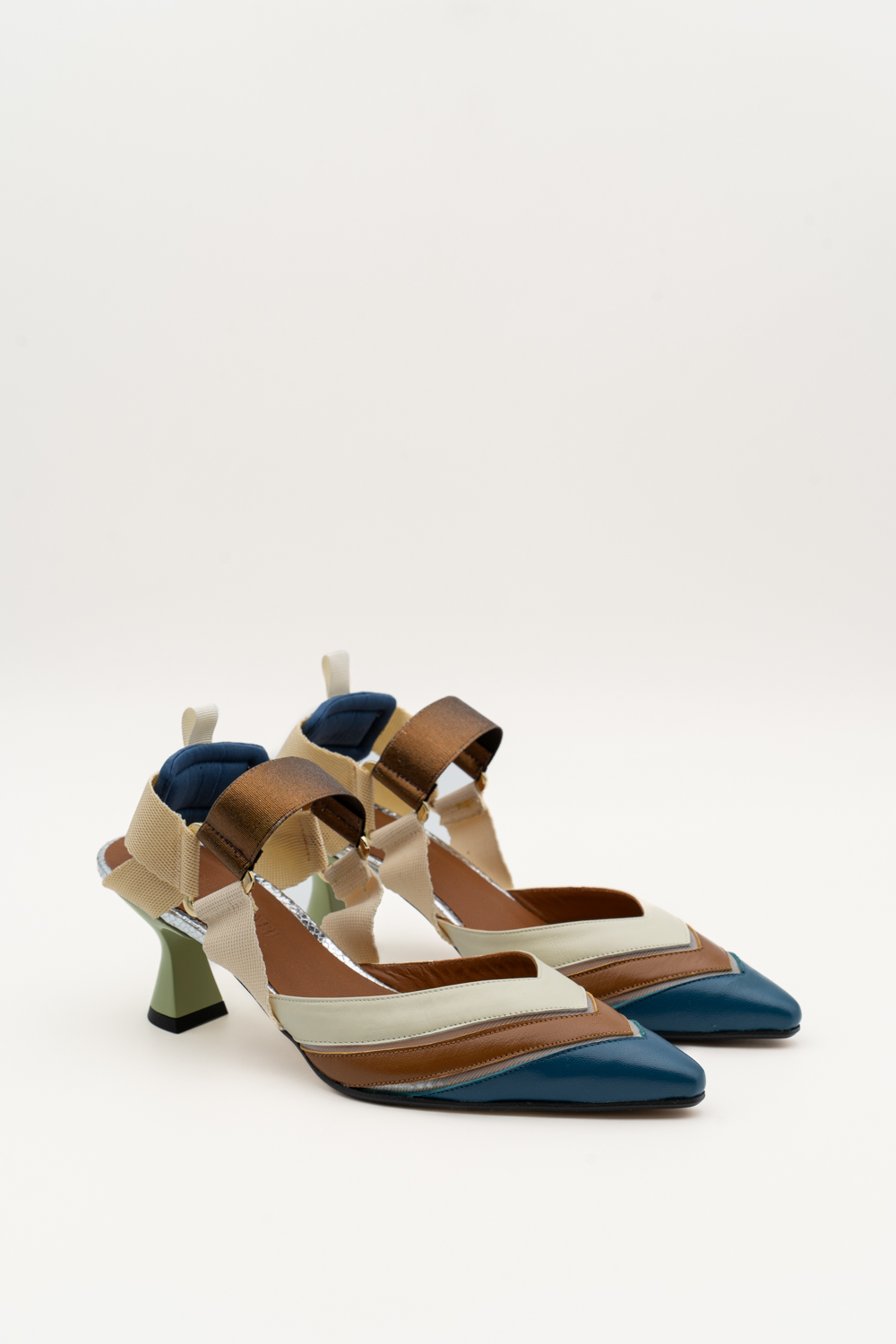 Slingback de tacón medio Elba azul marrón - Imagen 2