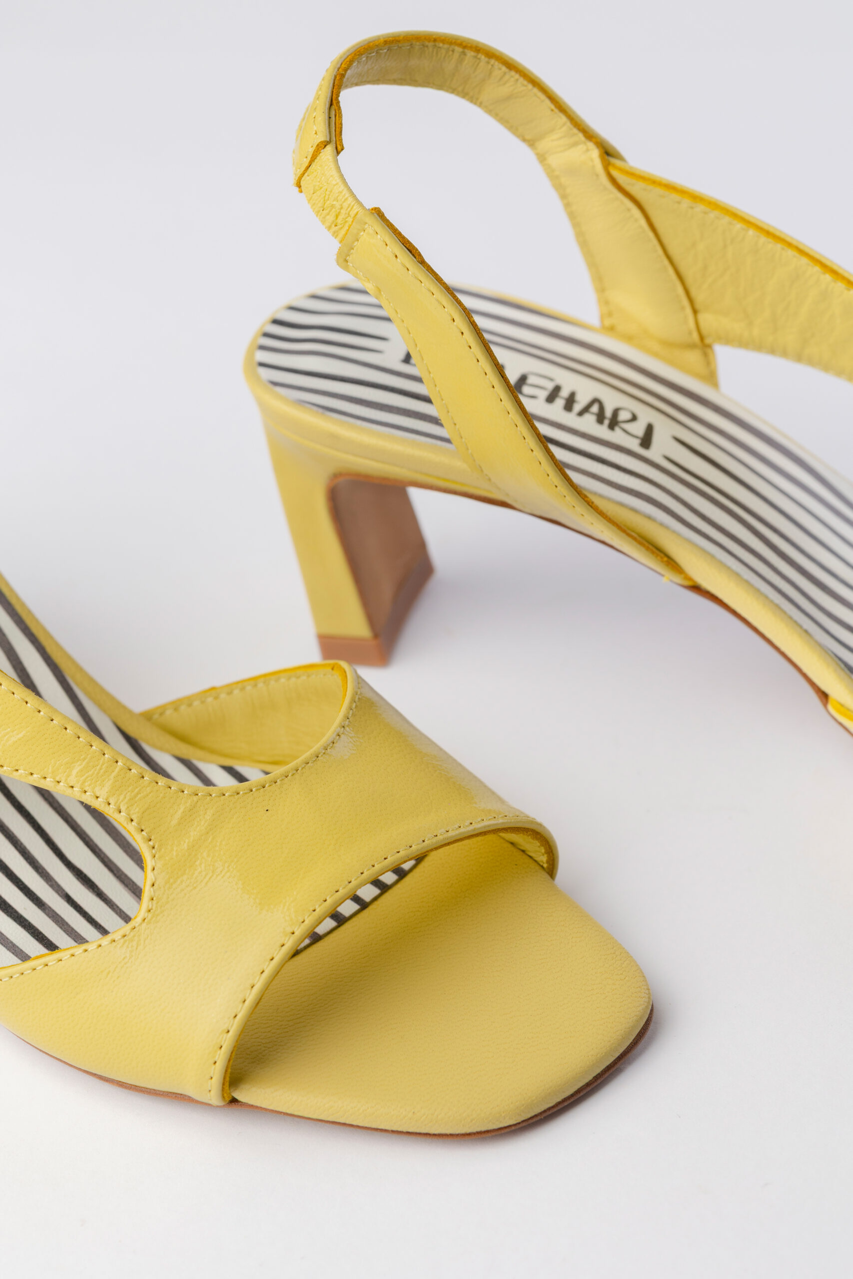 Sandalia tacón slingback Solene amarillo - Imagen 5
