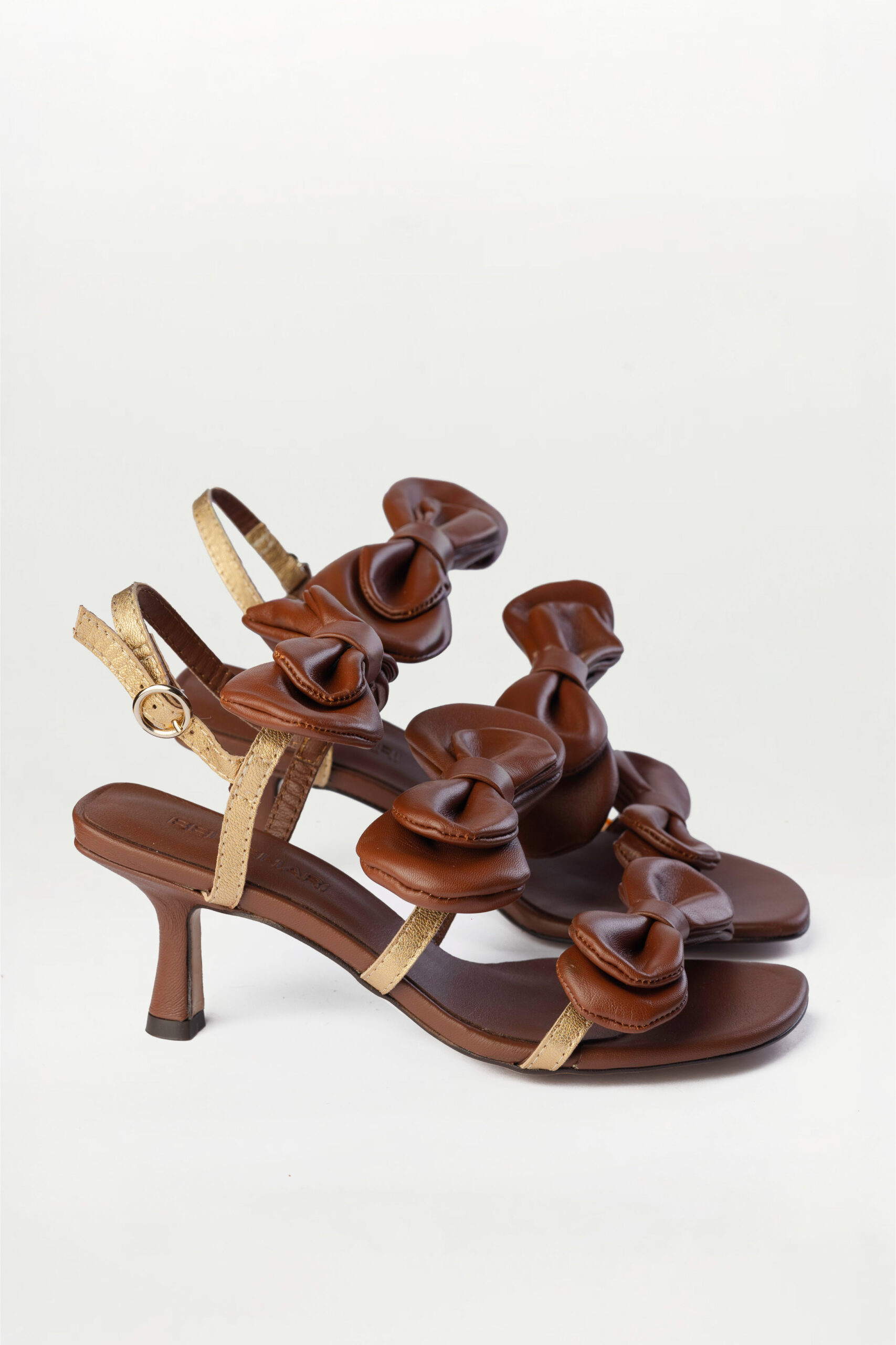 Sandalia de tacón slingback Boucle marron - Imagen 2