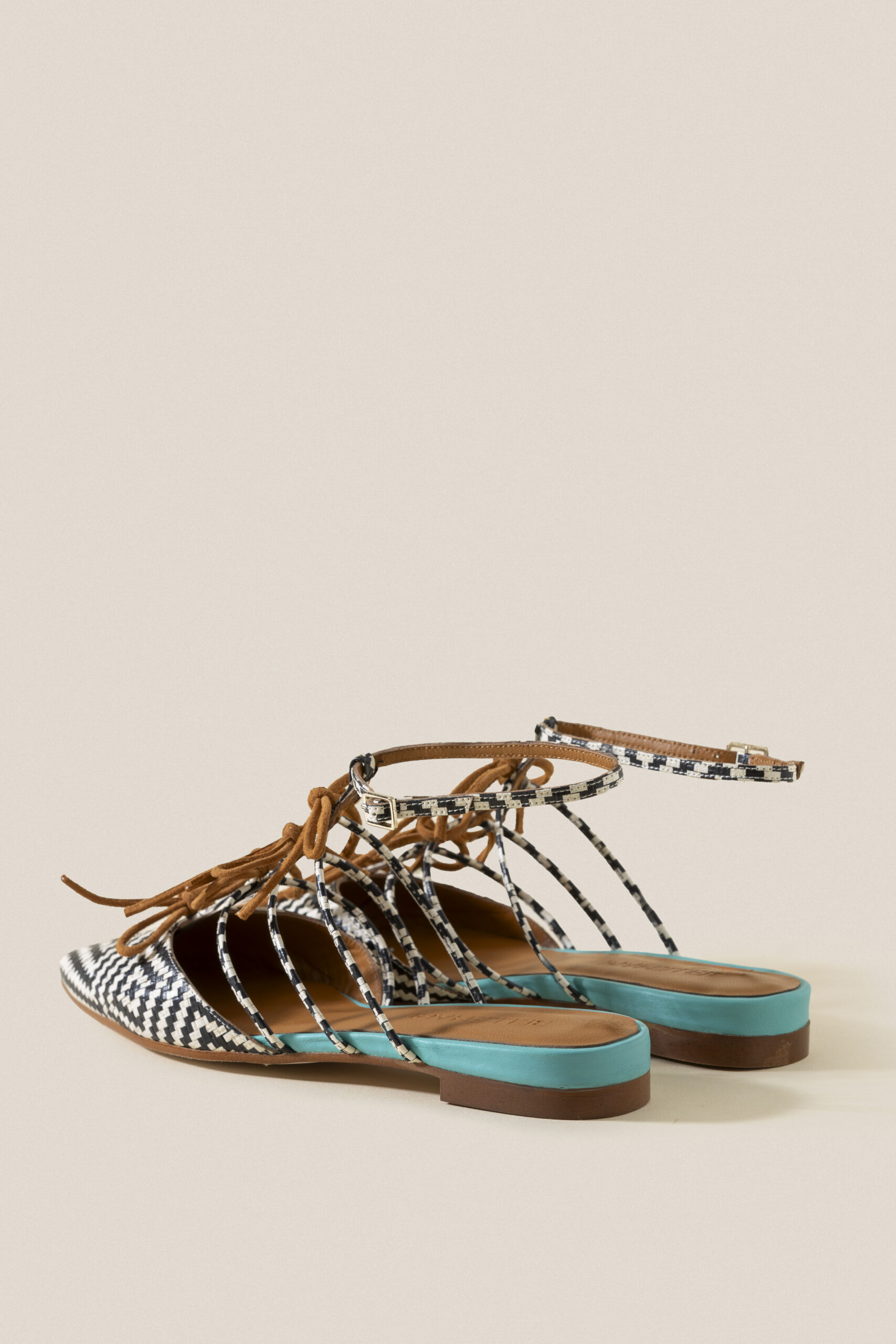 Zapato Destalonado Sanzio Brown - Imagen 3